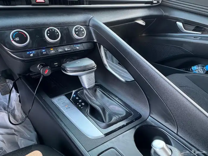 هونداي النترا 2.0 بنزين فل كامل 2023 9