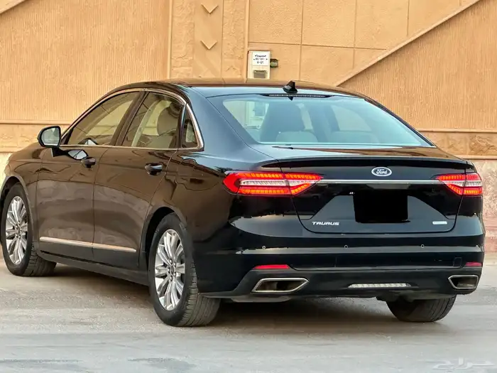 للبيع فورد توروس 2020 السياره على شرط السعر 72 ألف 5