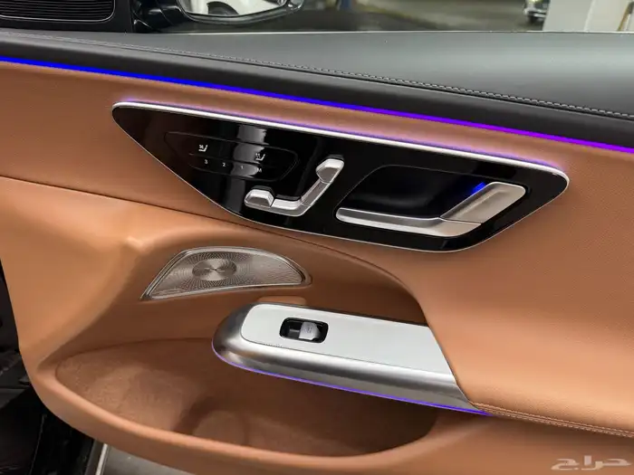 Mercedes   E300 AMG Line   2025 6