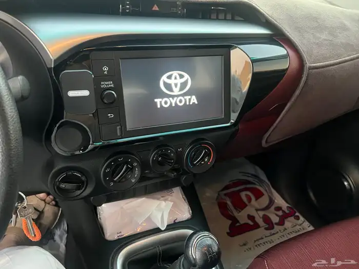 هايلوكس (SR5)موديل 2023 3