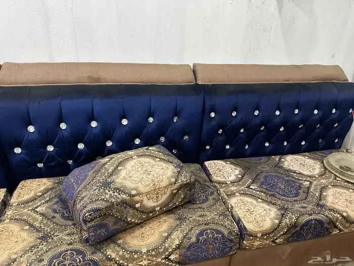 كنبين للبيع نظيفه وكويسه 3