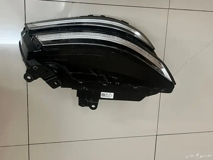 شمعات جينيسس G80 2022 1