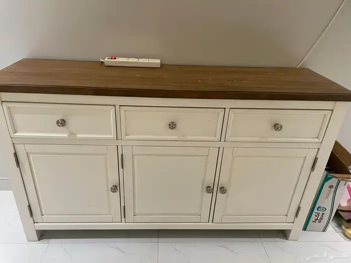 طاولة طعام مع 6 كراسي مع طاولة خدمة ( كونسول بوفيه ) 4