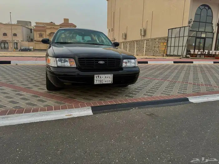 فورد كراون فكتوريا LX Sport قير أرضي موديل 2002 سعودي 25