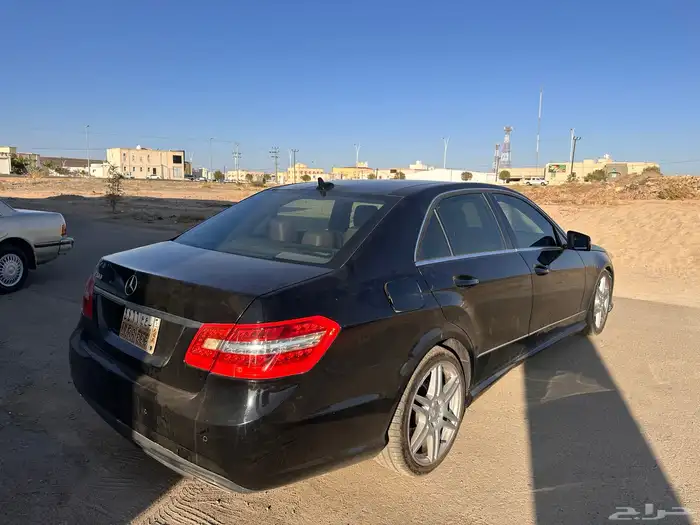 مرسيدس E300 2011 سيدان 3