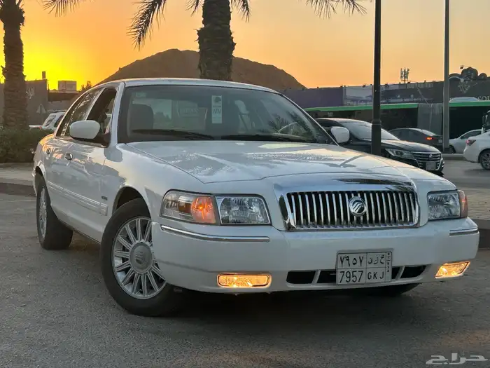 فورد ماركيز 2011 نضيف فل كامل 13