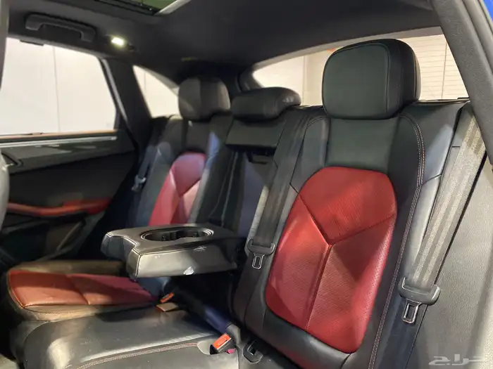 بورش ماكان S 2015 بحالة نظيفة 18