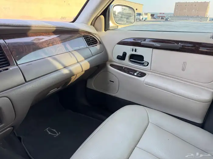 للبيع لينكون نظيف جدا  بحالة ممتازة 1998 10