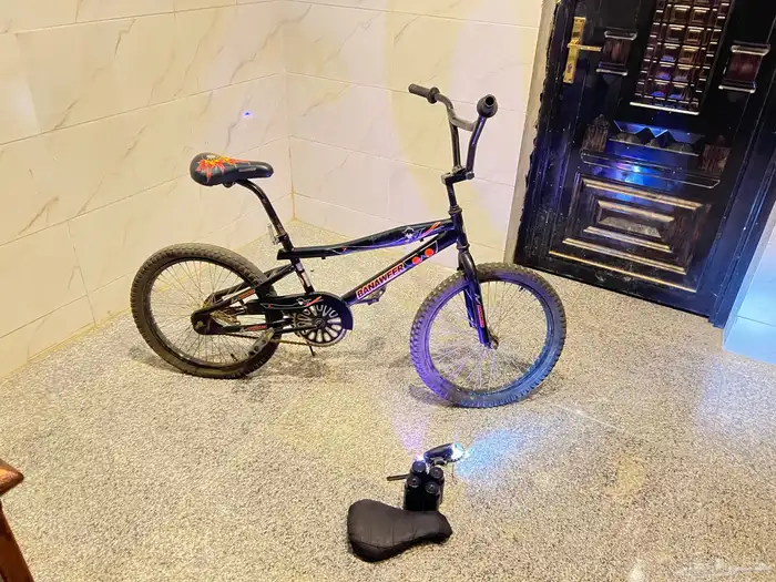 دراجة كوبرا زورو الأصلية مقاس عشرين اللون اسود 0