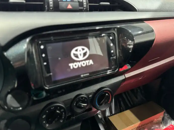 هايلوكس غمارتين GLS اتوماتيك بنزين 2025 نظام 50-50 10