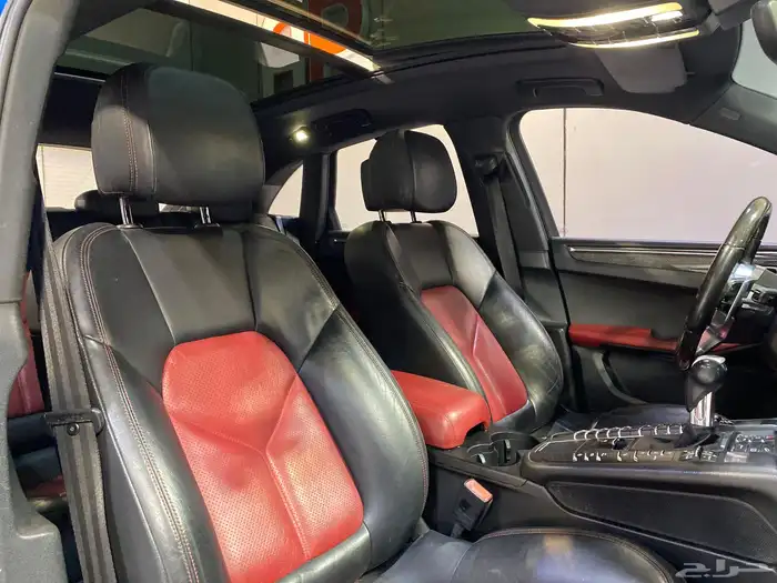 بورش ماكان S 2015 بحالة نظيفة 14