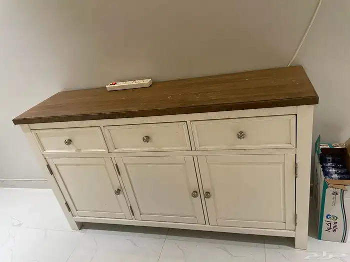 طاولة طعام مع 6 كراسي مع طاولة خدمة ( كونسول بوفيه ) 5