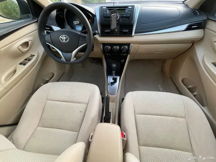 تويوتا- يارس- 2017- بنزين- تماتيك- قمه النظآفه 28