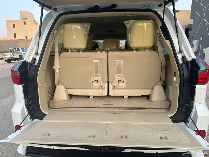 لكزس 2018 فل كامل DD 11