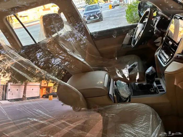 لاندكروزر VXR 2
