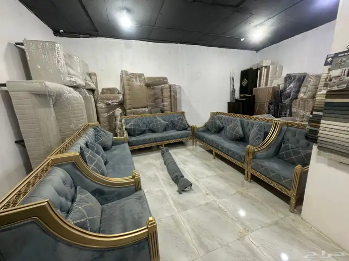 كنبات ومجالس ومطابخ وغرف نوم 0