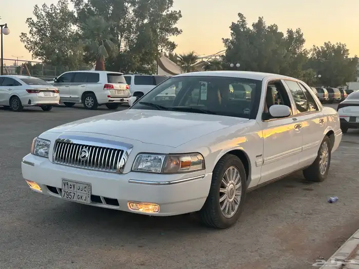 فورد ماركيز 2011 نضيف فل كامل 28