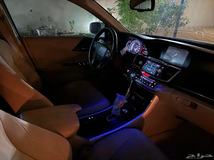 هوندا أكورد 2015   مالك أول   ممشى 208k 2