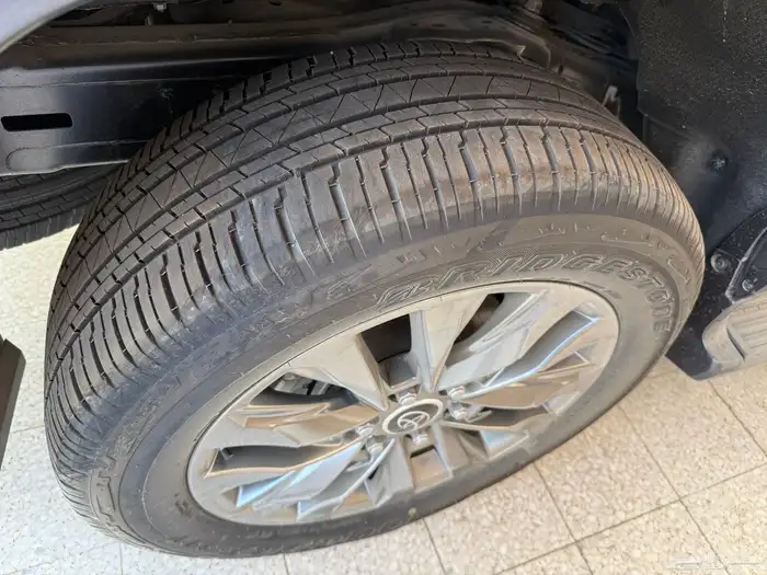 جي اكس ار المديل 2025 اصفاار ( صادر له لوحات ) رقم L4. 11