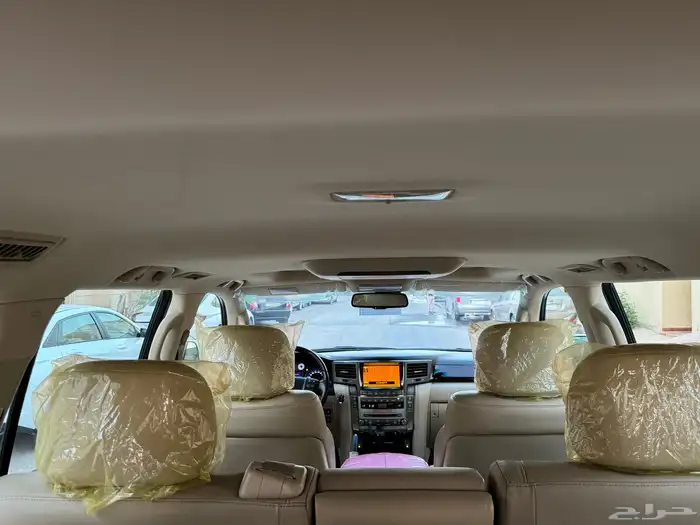 لكزس 2011 LX 570. فل كامل 17
