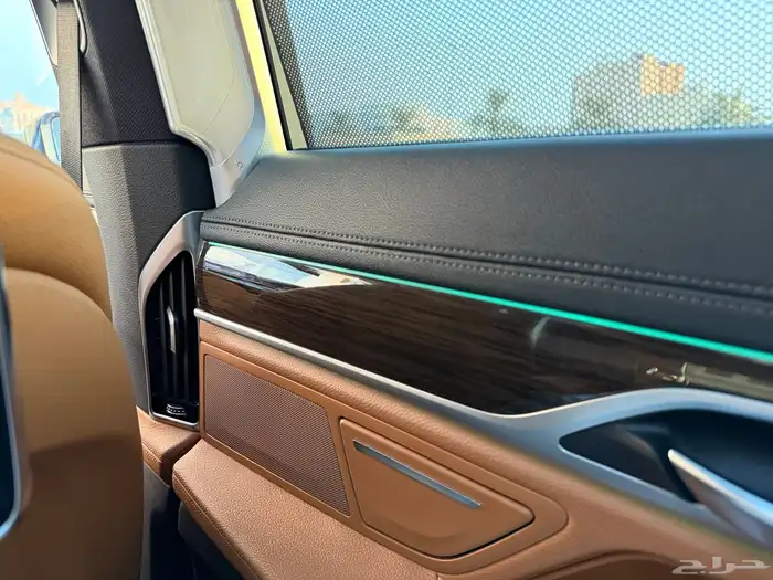 بي ام دبليو730Li موديل 2017 مواصفات خاصة 34
