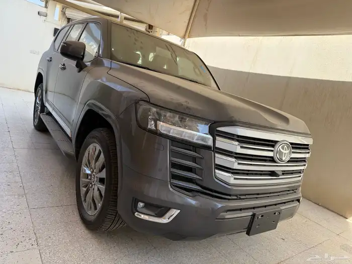 جي اكس ار المديل 2025 اصفاار ( صادر له لوحات ) رقم L4. 3