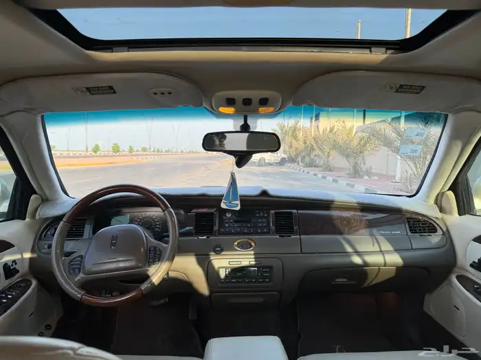 للبيع لينكون نظيف جدا  بحالة ممتازة 1998 15