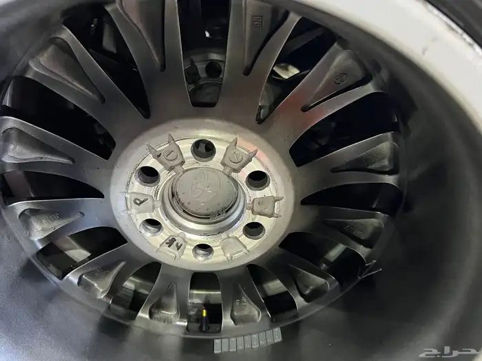 جنوط جيب لاندكروزر 2024 مع كفرات دلوب  مقاس 265.55.20 11