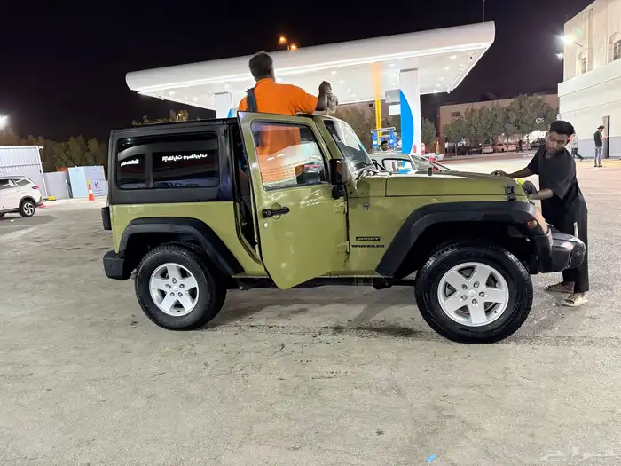 جيب رانجلر سبورت غمارة 12