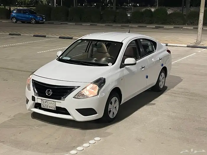 نيسان صني 2022 نضيفة 0