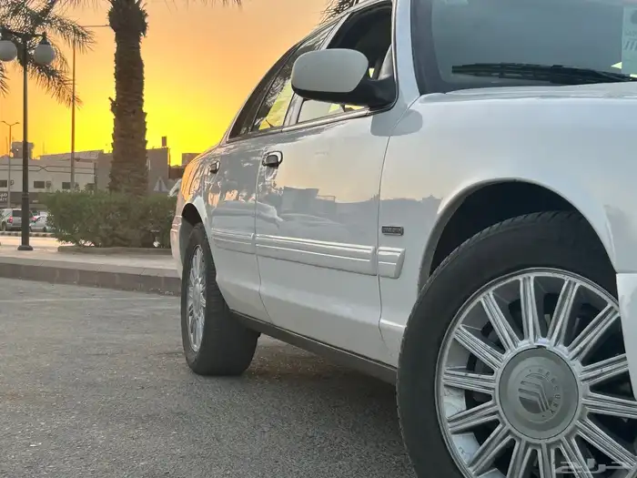 فورد ماركيز 2011 نضيف فل كامل 12