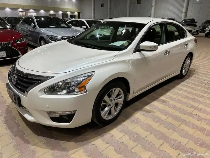 نيسان التيما موديل 2013 ممشى قليل نظيف 1