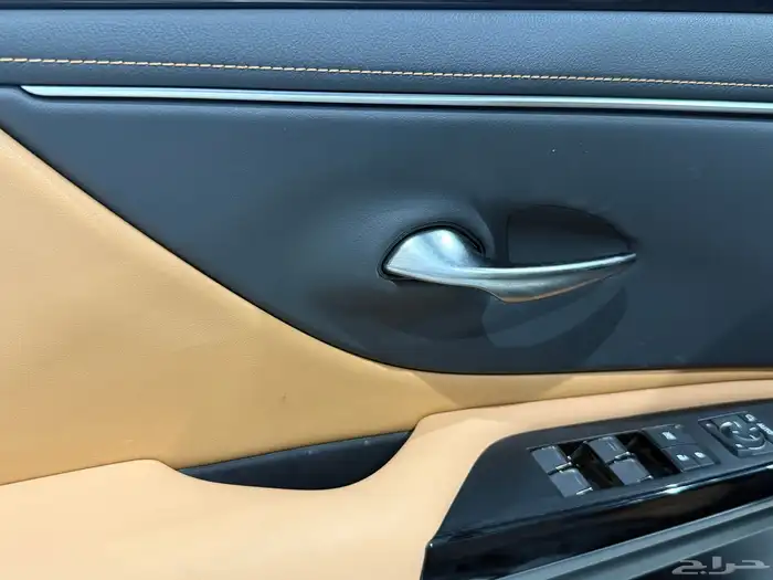 لكزس ES 350 فتحة سقف 2025 بنزين نظام 50-50 9