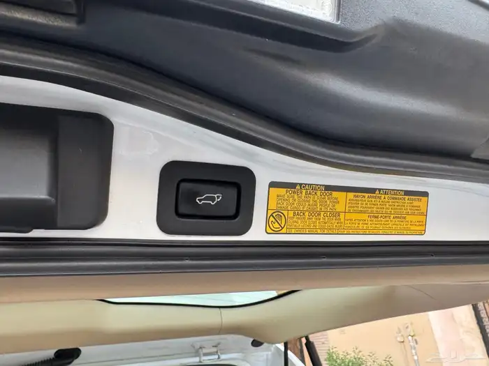 لكزس 2011 LX 570. فل كامل 18