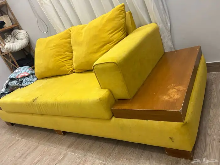 2 سرر أطفال مع ادراجها درجين تعليق واللي في النص تسفيط و 25