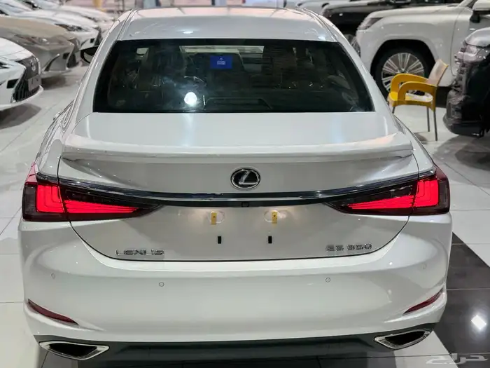 لكزس ES 350 فتحة سقف 2025 بنزين نظام 50-50 5