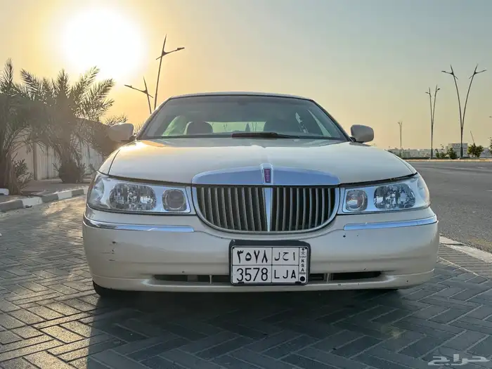 للبيع لينكون نظيف جدا  بحالة ممتازة 1998 11