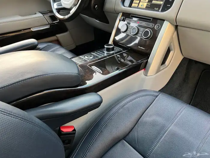 رنج روفر (فوج) 2015 سوبر تشارج (اصدار خاص) 30