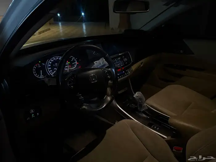 هوندا أكورد 2015   مالك أول   ممشى 208k 4