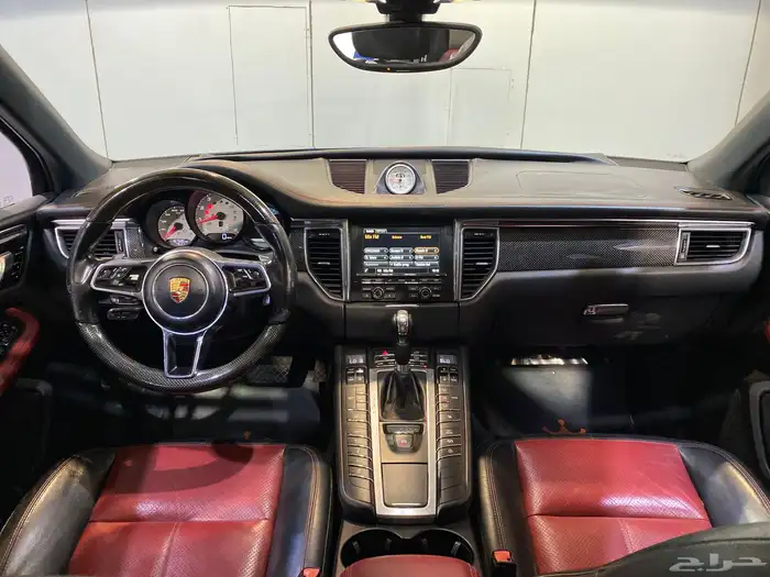 بورش ماكان S 2015 بحالة نظيفة 9