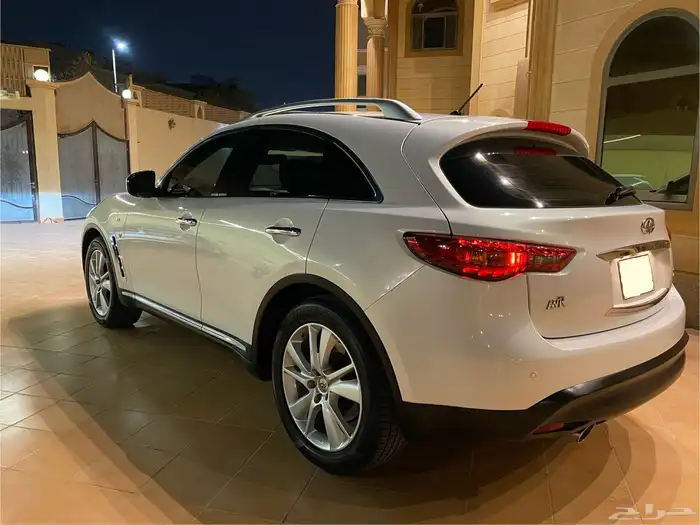 انفينتي QX 70 للبيع 2016 6