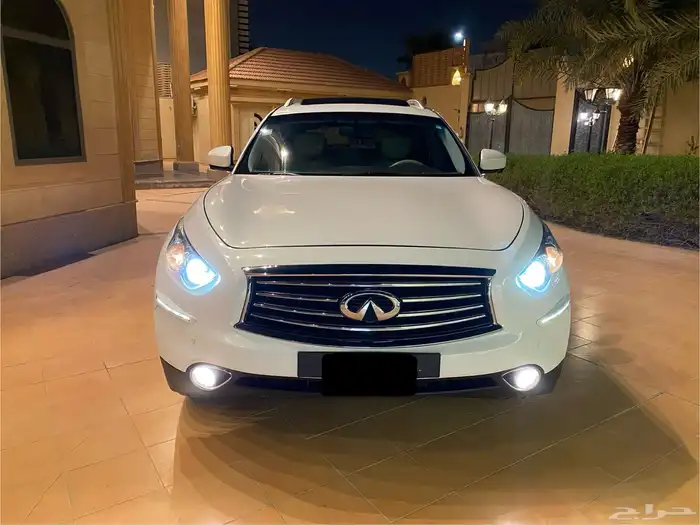 انفينتي QX 70 للبيع 2016 1