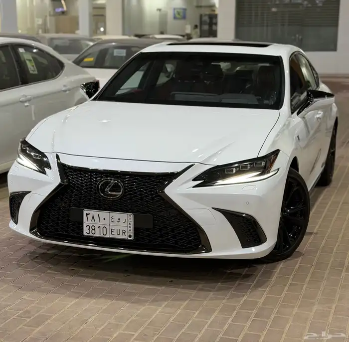 لكزس ( ES 350 ) F SPORT بريمي 2024 ماشي ( 500 كيلو ) 0