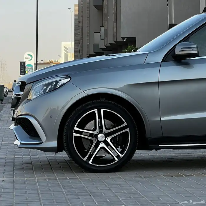 مرسيدس 2016 فئة GLE 500 فل كامل كت AMG موتر شرط الفحص 3