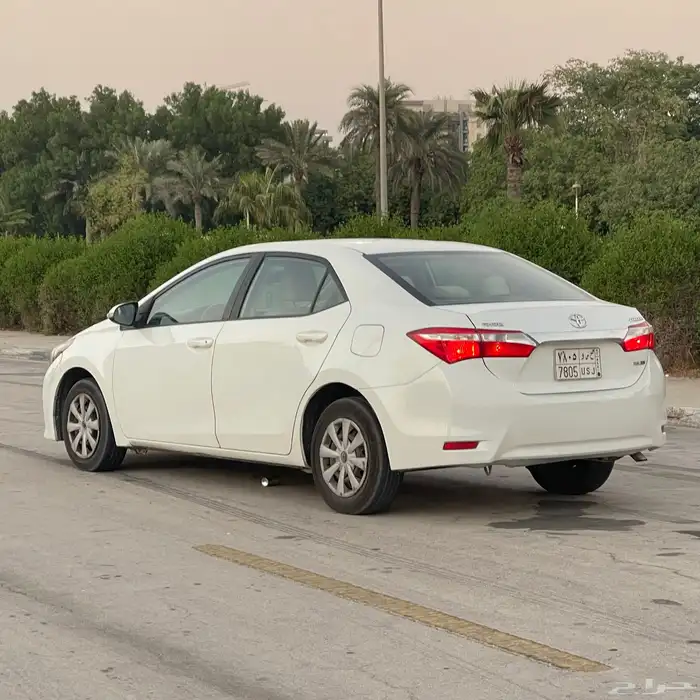 تويوتا كورولا 2015 4