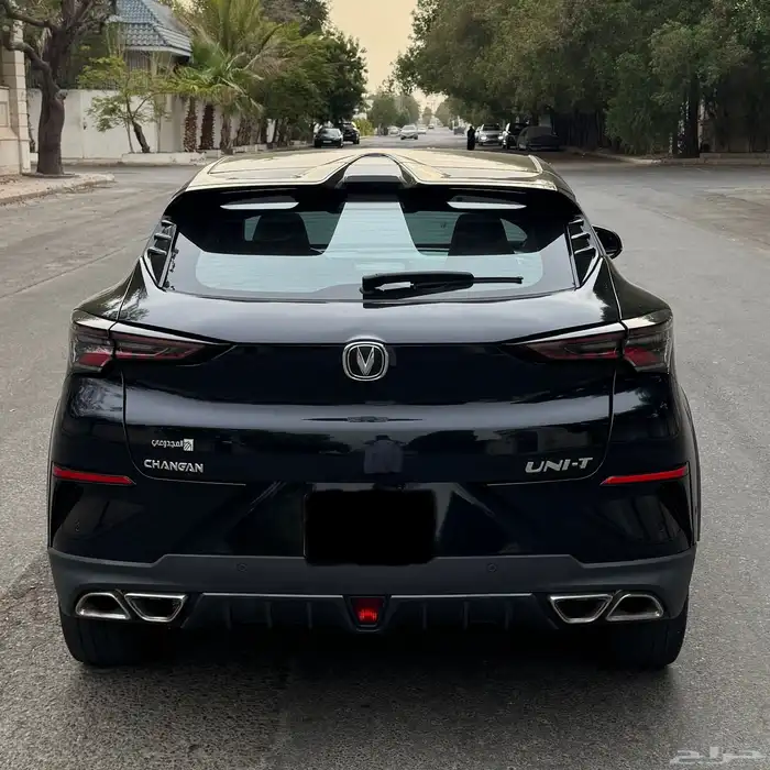 شانجان Uni-T 2024 فئة الفل Elite اسود 3