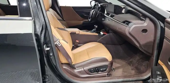 لكزس es300 2021 وكاله استيراد 8