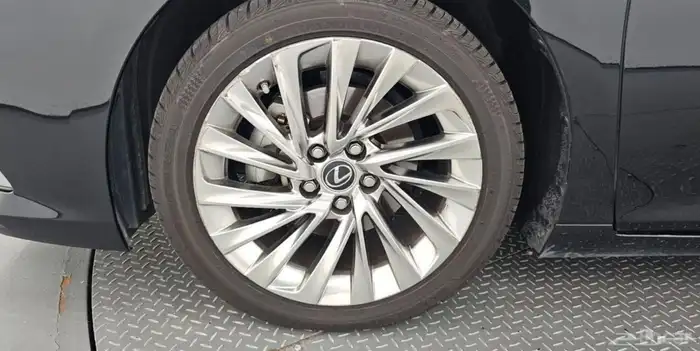 لكزس es300 2021 وكاله استيراد 2