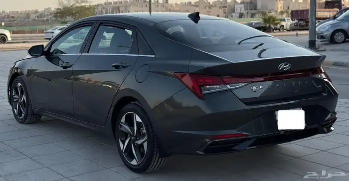 هونداي النترا 2.0 بنزين فل كامل 2023 14