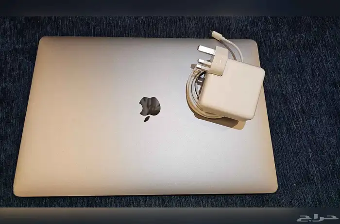 ماك بوك برو Macbook pro 15-inch i7 2018 1